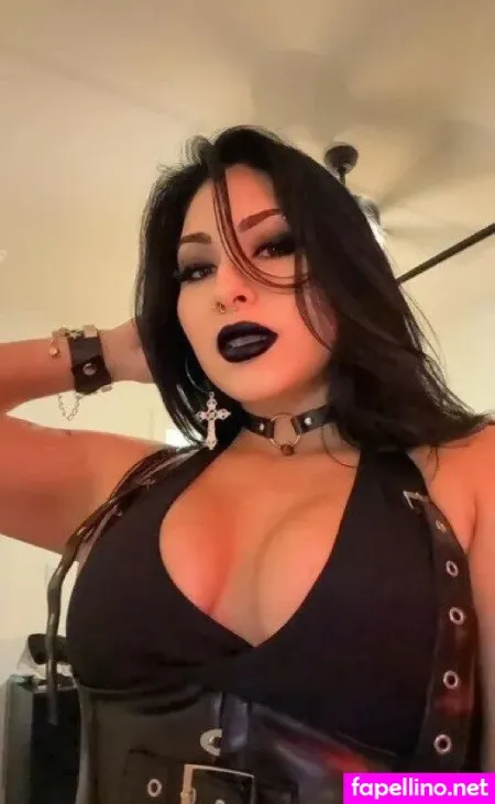 Emolatina69 OnlyFans Thumbnail #L5YHXBLNWh