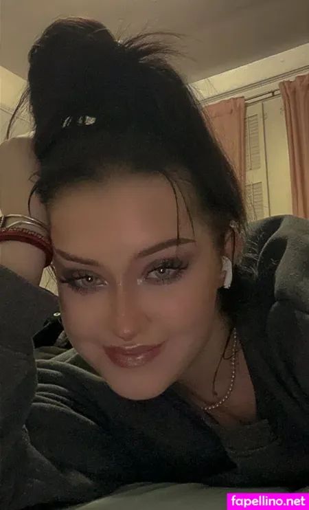 Emopetasse OnlyFans Thumbnail #KnC3WBL6Wf