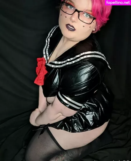 Emopink69 OnlyFans Thumbnail #D3djVnrMIC