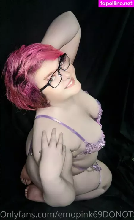 Emopink69 OnlyFans Thumbnail #yEKStD6Eri