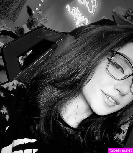 Emoreptar OnlyFans Thumbnail #D7JJmvcLMr