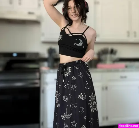 Emoreptar OnlyFans Thumbnail #P4oTyHOXU6