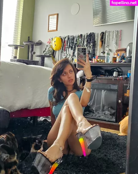 Emostonergorl OnlyFans Thumbnail #301Us9UMWf