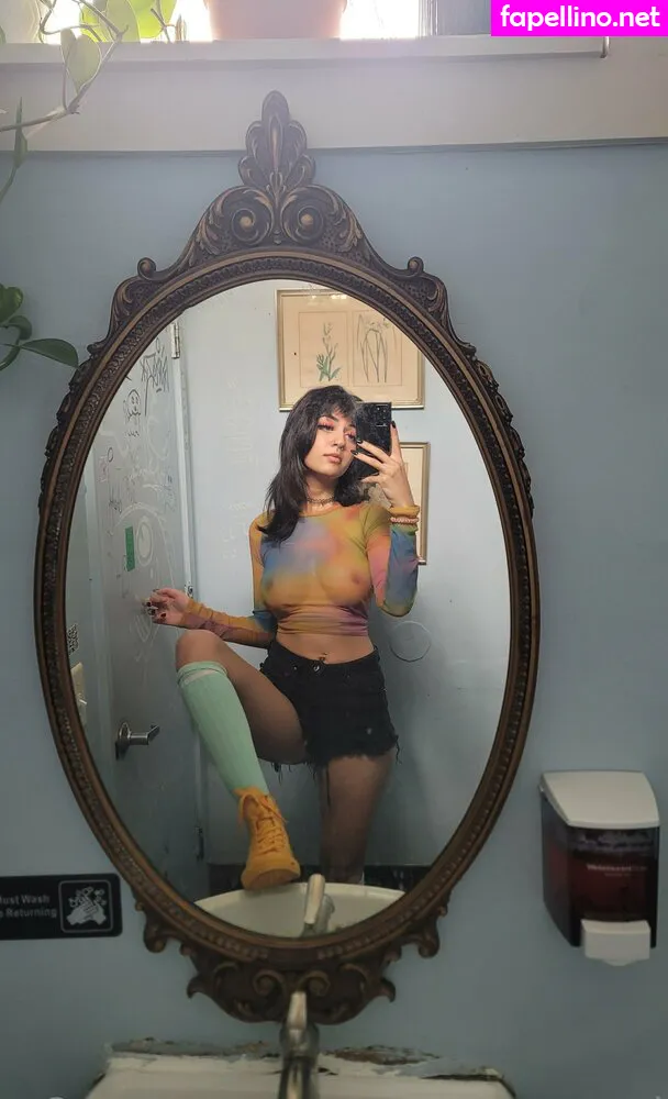 Obvious_Confusion699, emogrl98, emostonergorl, smolstarcaster Nude Leaked OnlyFans Photo #50Mjksaf3t