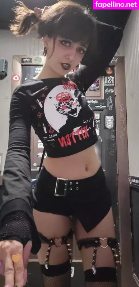 Emostonergorl OnlyFans Thumbnail #BGFa9A24sX