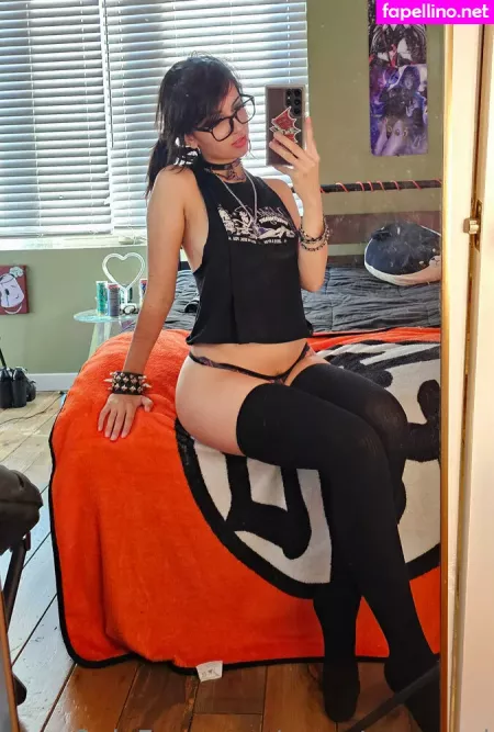 Emostonergorl OnlyFans Thumbnail #EI4gVmWUkH