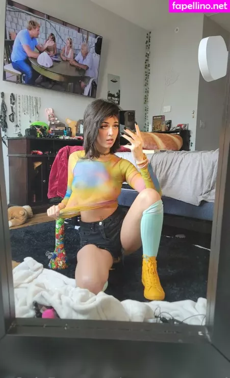 Emostonergorl OnlyFans Thumbnail #En91Gp1vY2