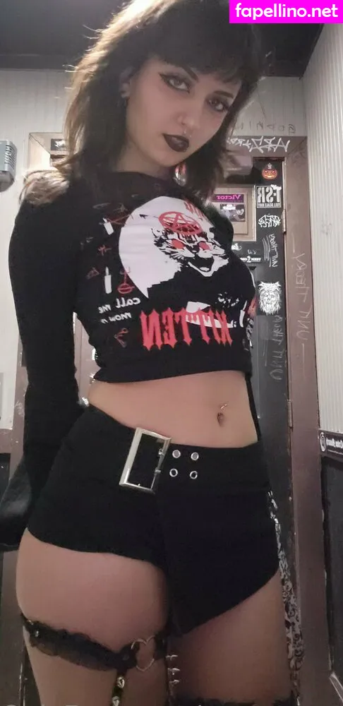 Obvious_Confusion699, emogrl98, emostonergorl, smolstarcaster Nude Leaked OnlyFans Photo #MyI5dGW5IR