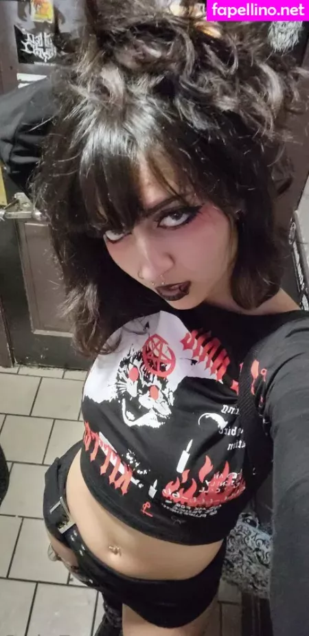 Emostonergorl OnlyFans Thumbnail #TgLzrQzAMY