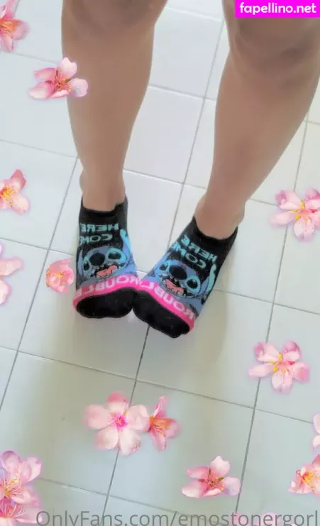 Emostonergorl OnlyFans Thumbnail #TiMLyOXyTw