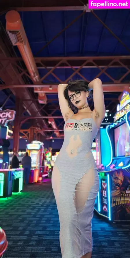 Emostonergorl OnlyFans Thumbnail #WDCxjed9qx