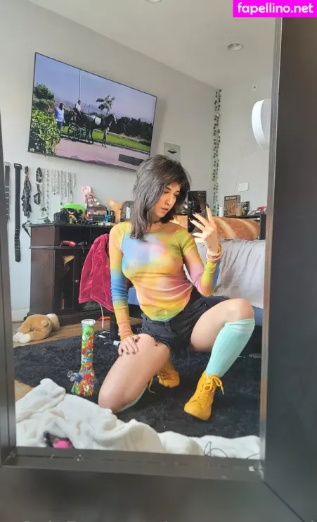 Emostonergorl OnlyFans Thumbnail #akoQpFipJl