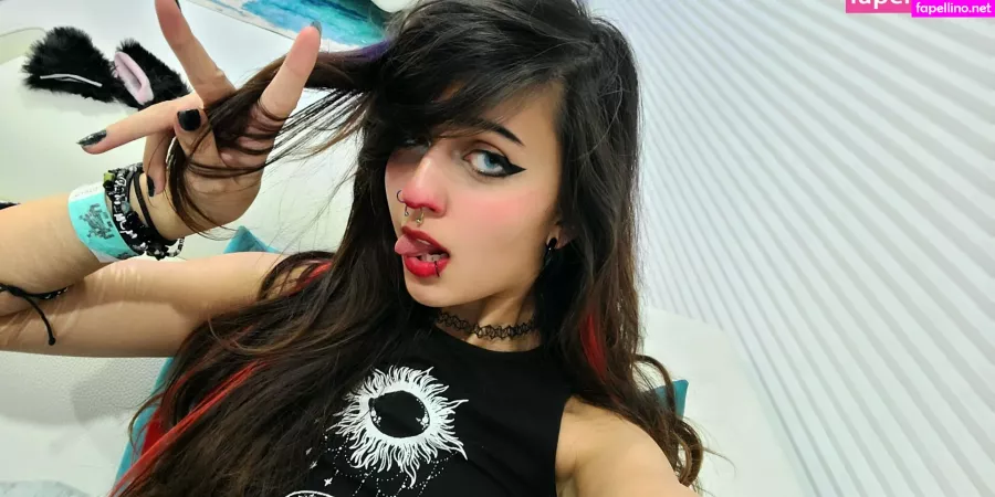 Emostonergorl OnlyFans Thumbnail #bFRIKiiQHu
