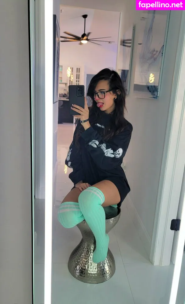 Obvious_Confusion699, emogrl98, emostonergorl, smolstarcaster Nude Leaked OnlyFans Photo #bHtV8zkZWx