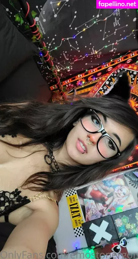 Emostonergorl OnlyFans Thumbnail #iILPKY94PV