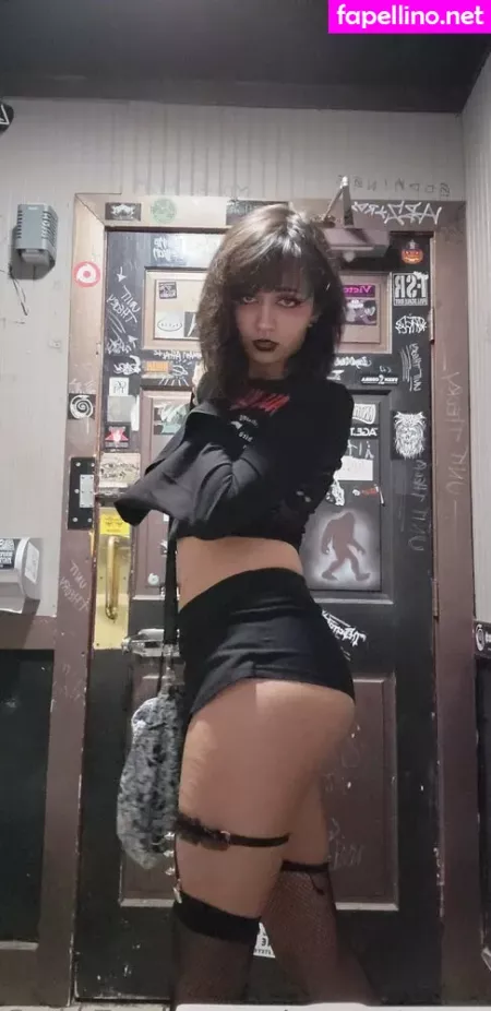 Emostonergorl OnlyFans Thumbnail #rh9XvpF12l