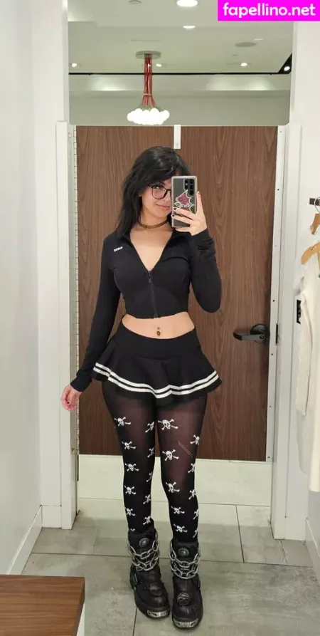 Emostonergorl OnlyFans Thumbnail #shR6PDheLG