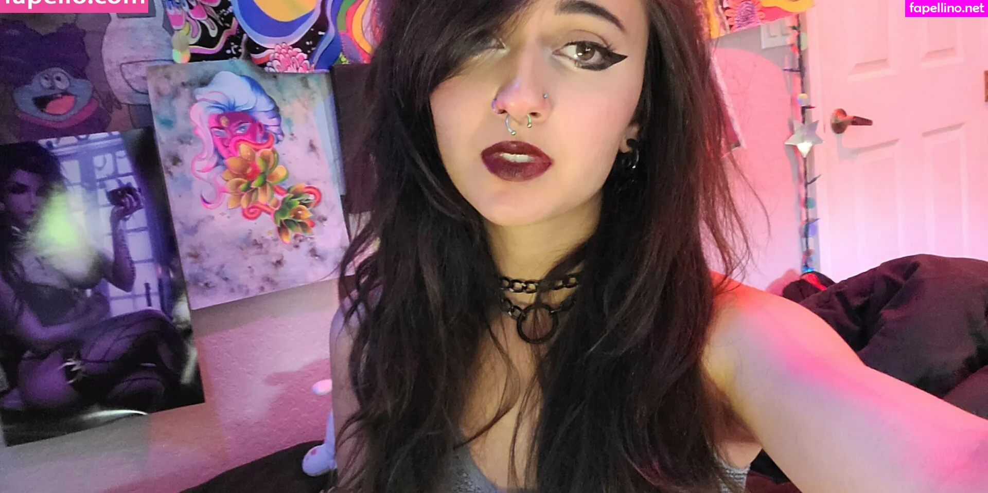 Obvious_Confusion699, emogrl98, emostonergorl, smolstarcaster Nude Leaked OnlyFans Photo #sq6wh7CeUs