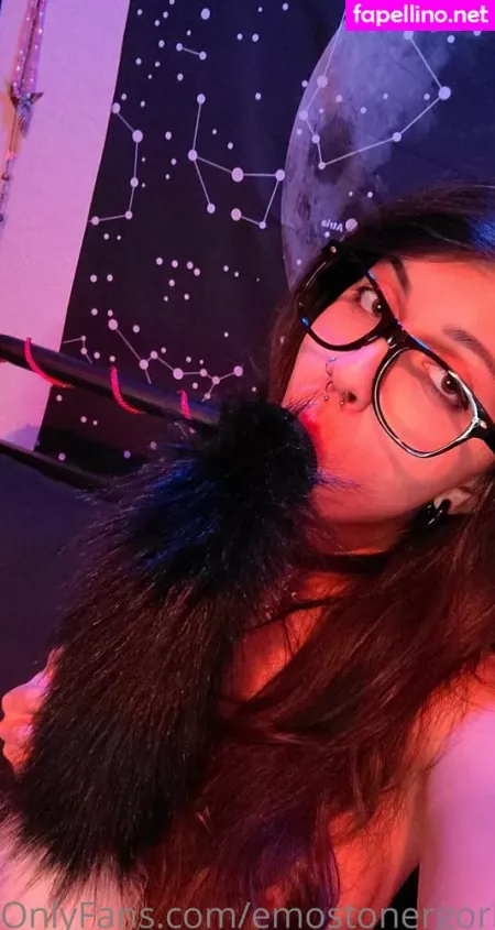 Emostonergorl OnlyFans Thumbnail #zwX43XwSZq