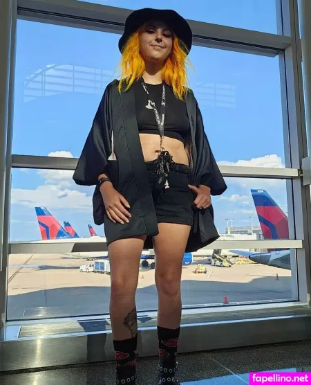Emowaifu162 OnlyFans Thumbnail #i0woQZ1uw4