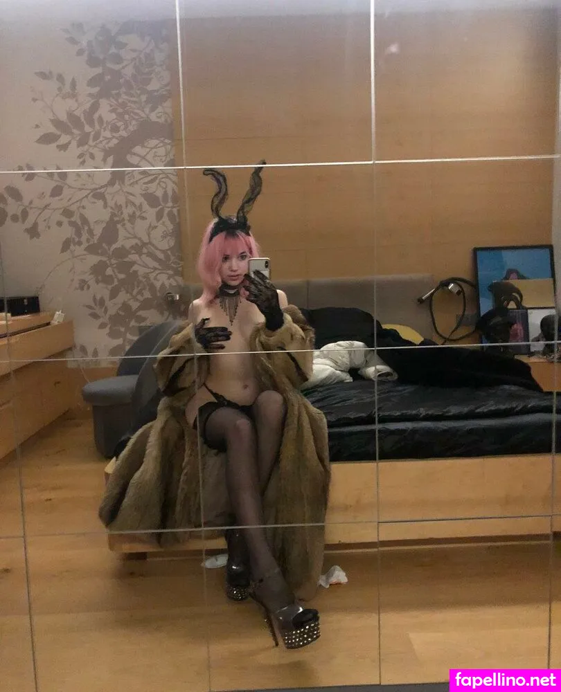 Empress Azina, empressaspen, rosinayeboah1 Nude Leaked OnlyFans Photo #adK17H8RdE