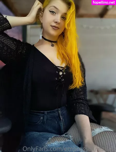 Empresselfiiesfree OnlyFans Thumbnail #gwEmDtvM55