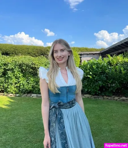 Empresslaurasophie OnlyFans Thumbnail #GoMDkNd0JB