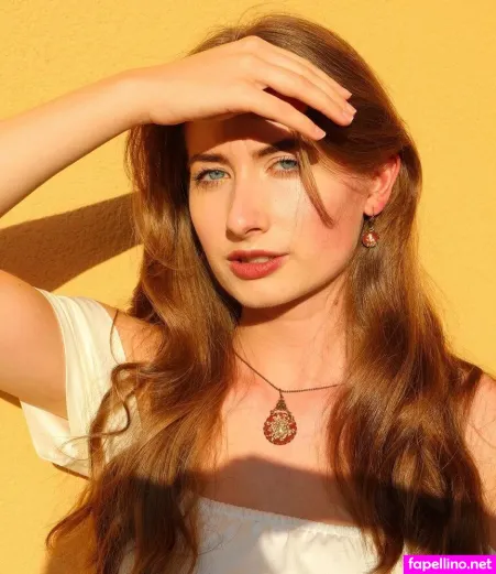 Empresslaurasophie OnlyFans Thumbnail #hQQjyDeFLk