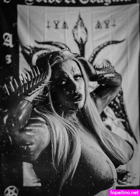 Empressovhell OnlyFans Thumbnail #zL37sSaYmY