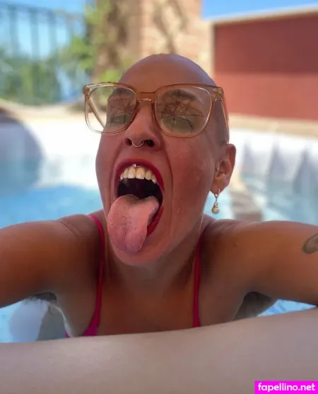 Emprexkala OnlyFans Thumbnail #B7lCCROElG