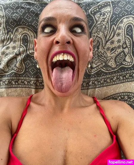 Emprexkala OnlyFans Thumbnail #H3nRwVeiOU