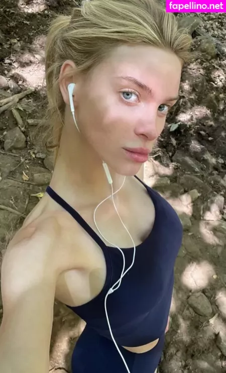 Emrosee Davies OnlyFans Thumbnail #mroFJWzVqU