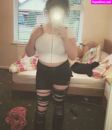 Ems OnlyFans Thumbnail #BA1BlnrNhD