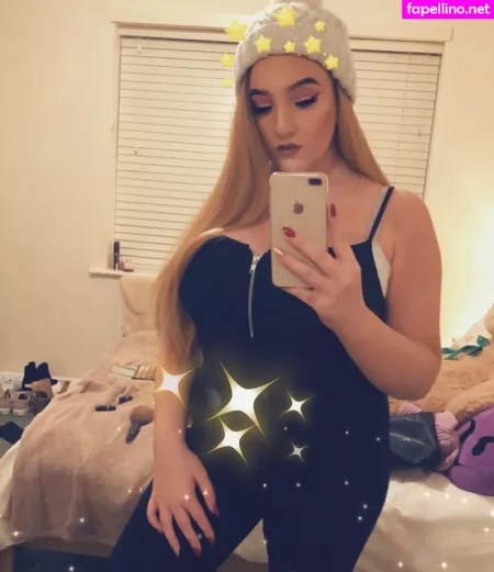Ems OnlyFans Thumbnail #GvxP1XYmZr