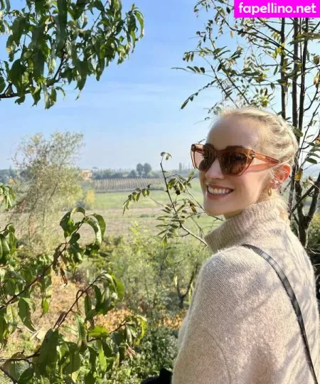 Emsaucee OnlyFans Thumbnail #yWsMcAZHhP