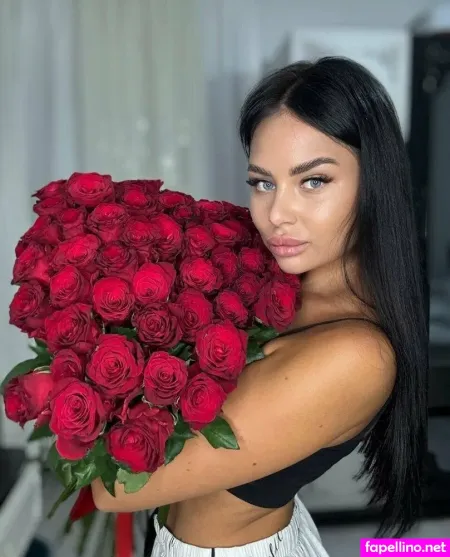 Emsimple OnlyFans Thumbnail #bQZgERd6X0