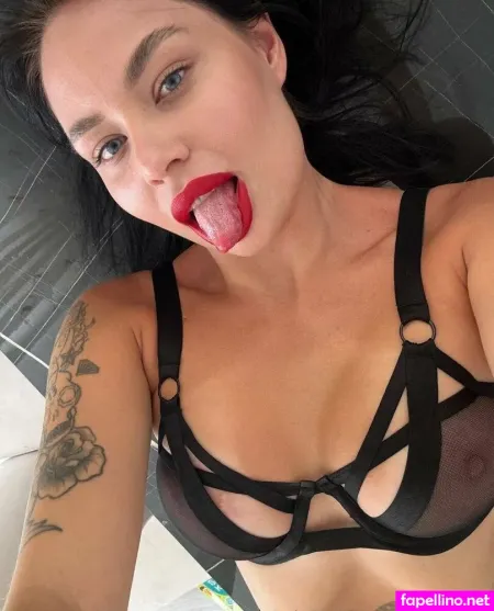 Emsimple OnlyFans Thumbnail #iYrexynUGY