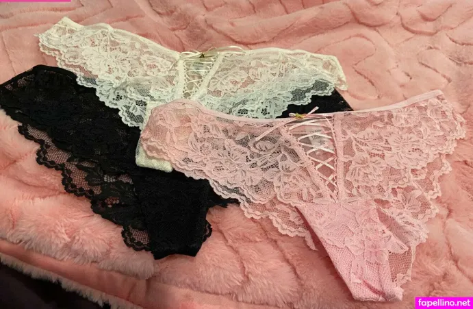 Emsjaspergirl OnlyFans Thumbnail #pTVzhXIOI2