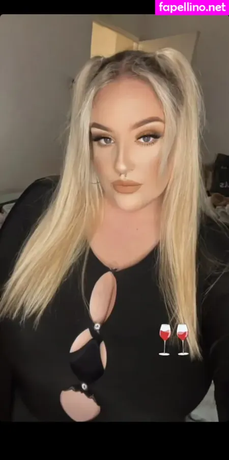 Emss X OnlyFans Thumbnail #Pj1vEV0WkB