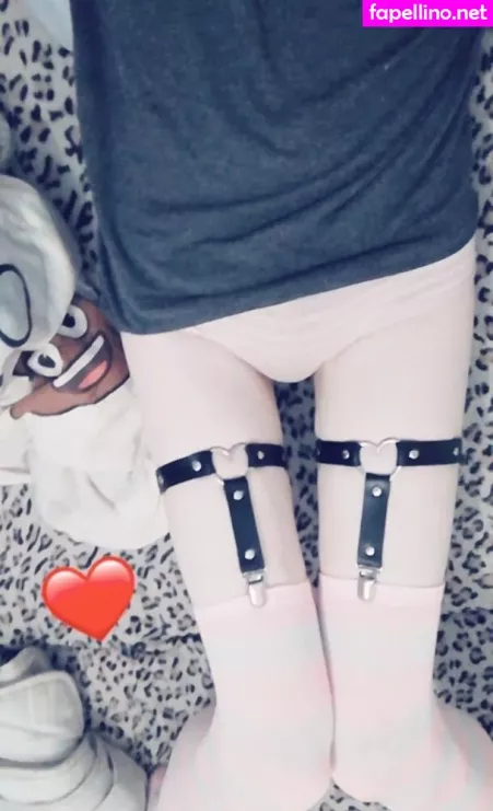 Emster6969 OnlyFans Thumbnail #p8HaATEQnr