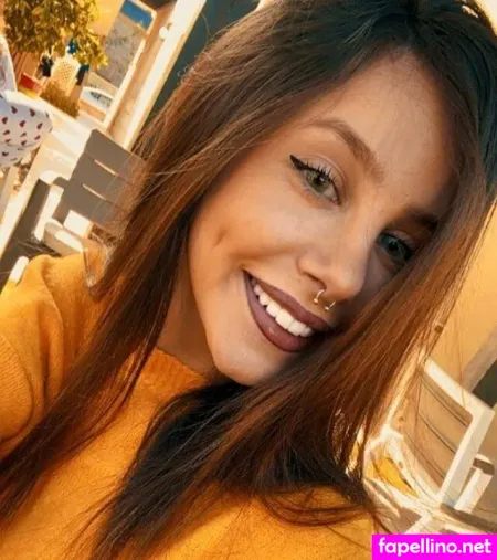 Emuna Zuzut OnlyFans Thumbnail #A9hM0GpQ9C