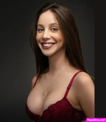 Emuna Zuzut OnlyFans Thumbnail #bOCJF5tSXZ