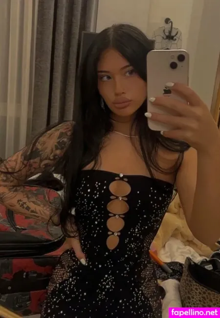 Emxgrace OnlyFans Thumbnail #v69G7zQxKt