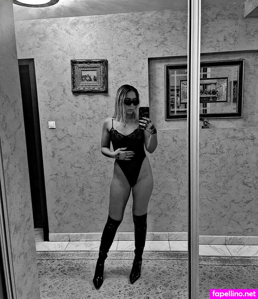 AlupeiEmy, emyalupei, emyalupeiofficial Nude Leaked OnlyFans Photo #4glfIDFDTw