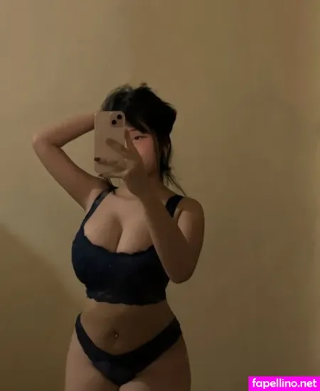 Emy Espejo OnlyFans Thumbnail #CNPeedw7TM