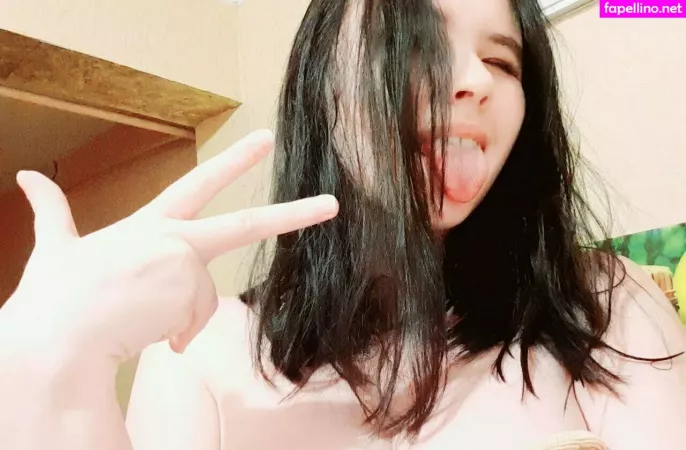 Emy Isabelle OnlyFans Thumbnail #h1fRlx5xgp