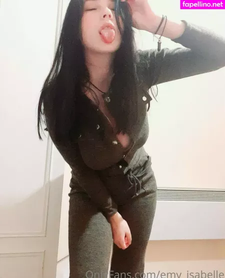 Emy Isabelle OnlyFans Thumbnail #r9nysFsiwu