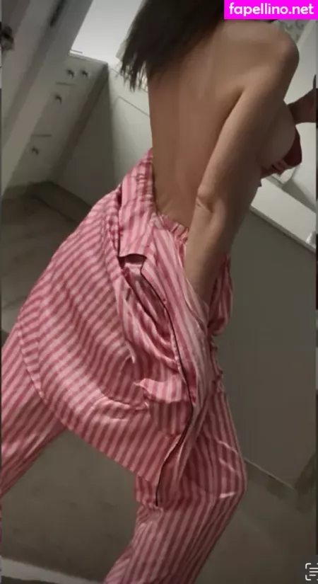 Emy Lou OnlyFans Thumbnail #Wl3lW9YjFz