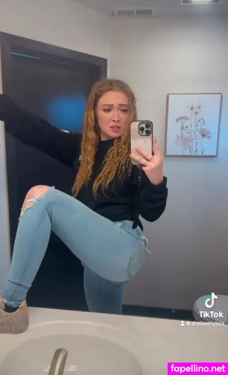 Emyleja OnlyFans Thumbnail #3YryA1dBWc