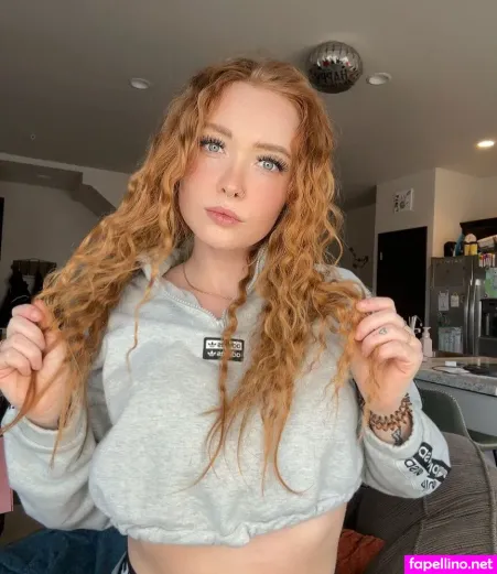 Emyleja OnlyFans Thumbnail #LJYnpBGJtJ